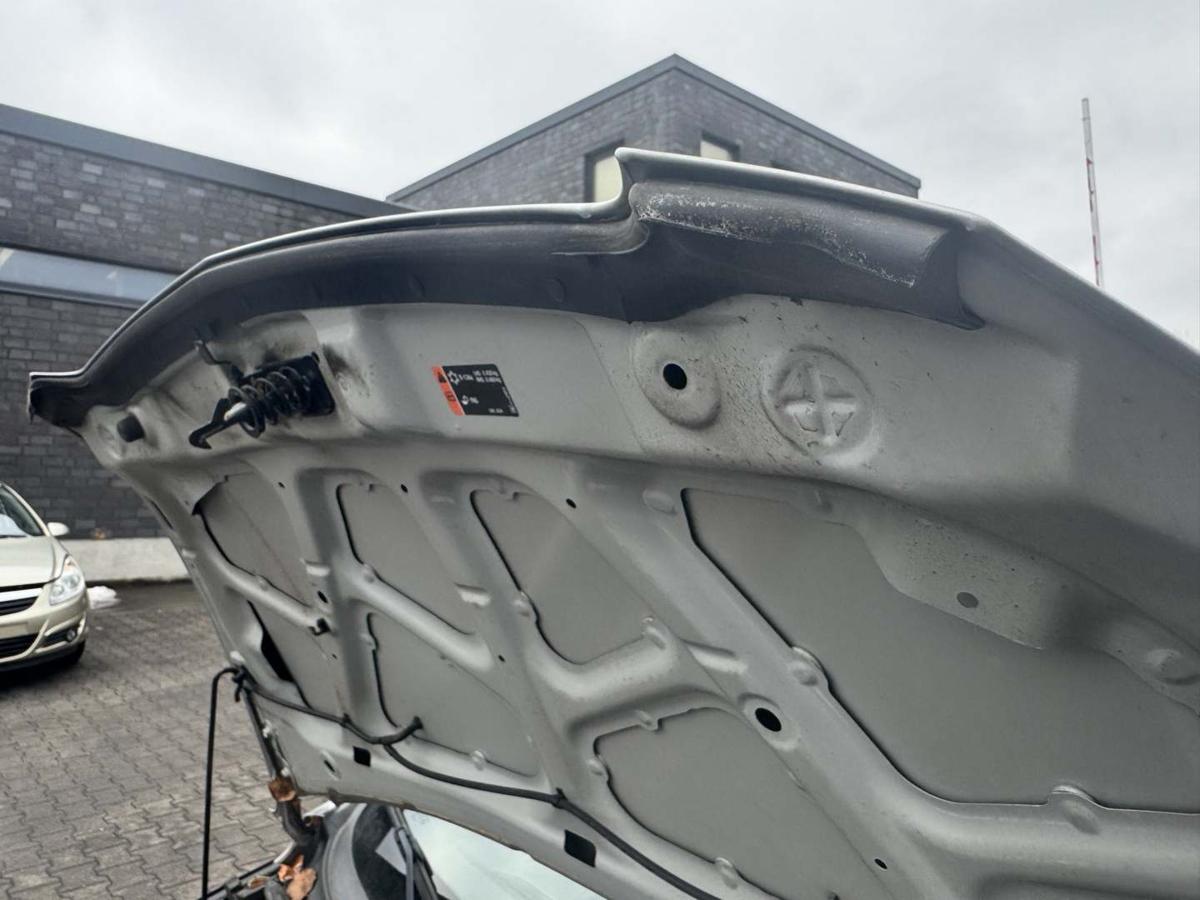 Chevrolet Spark original Motorhaube GAN Ice Silver Met Bj.2013